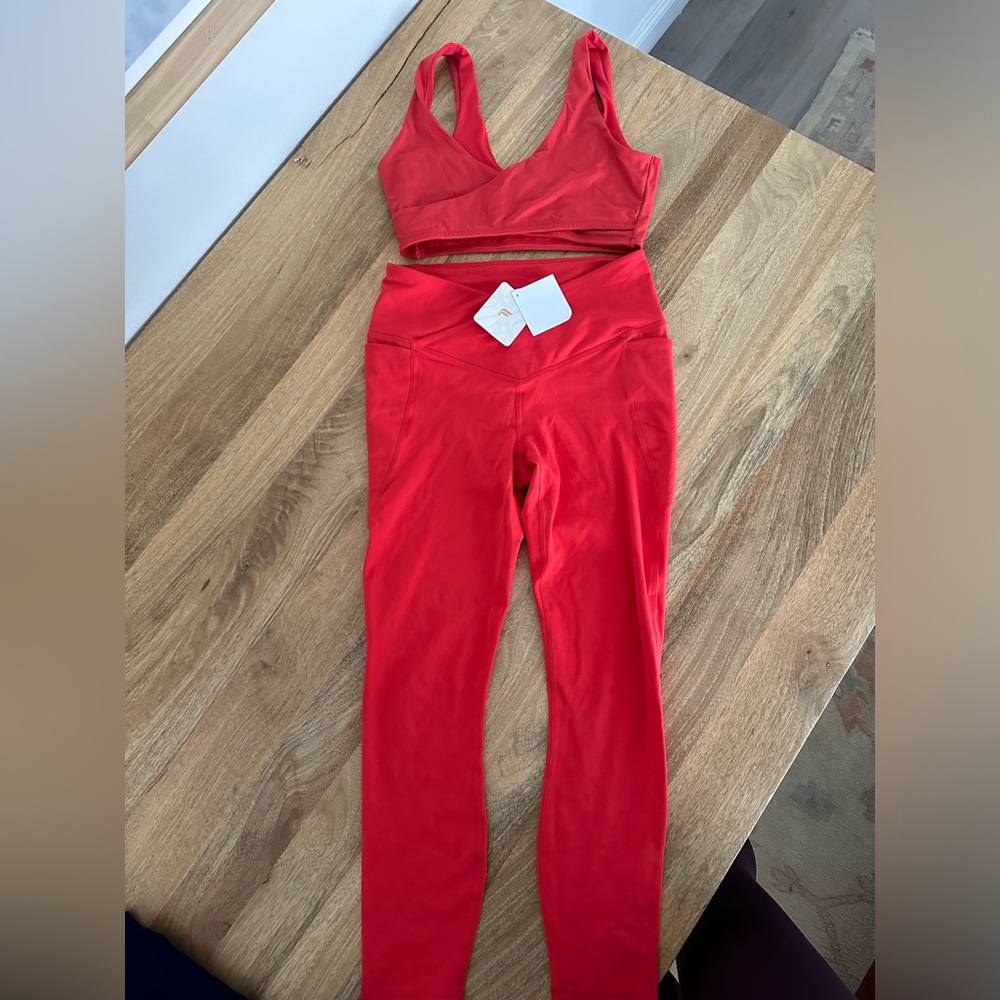 Fabletics matching set. New with tags.